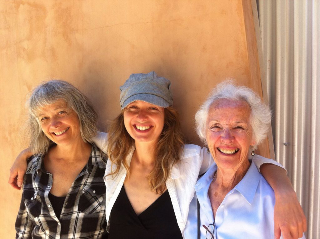 Claudia, her daughter Zoe and her mother Jeanne